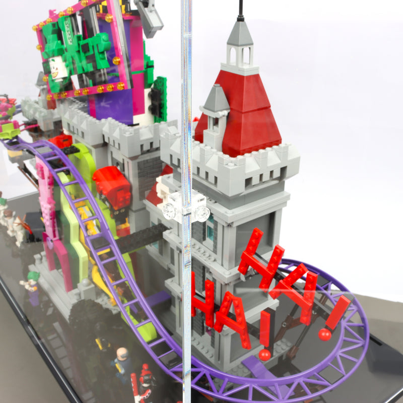 Load image into Gallery viewer, Lego 70922 The Joker Manor - Display Case
