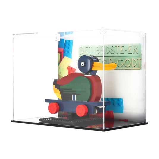 LEGO 40501 House Exclusive: The Wooden Duck - Display Case