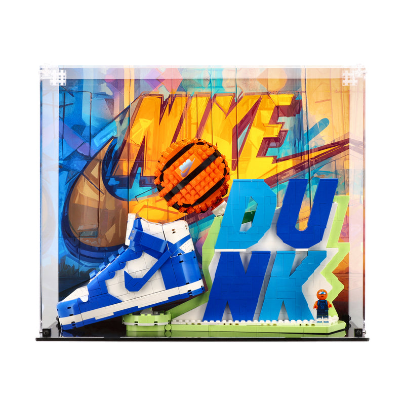 Load image into Gallery viewer, Lego 43008 Nike Dunk x LEGO Set - Display Case
